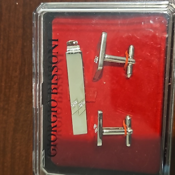 Giorgio Bissoni cufflinks and tie clip set - Picture 3 of 3